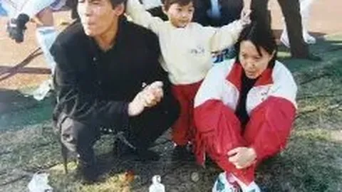 西甲官方推特展示亚马尔庆祝瞬间，回应范德法特质疑之声