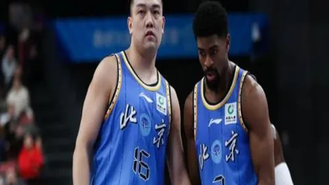 姆巴佩表现统计：六球四射正，助攻四次，丢球权21次，综合评分7.8分。