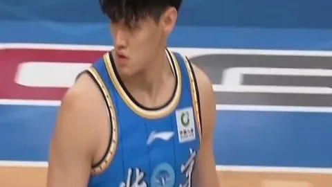 大乐透期号专家三连胜推荐：雄鹿主场复仇东部第五
